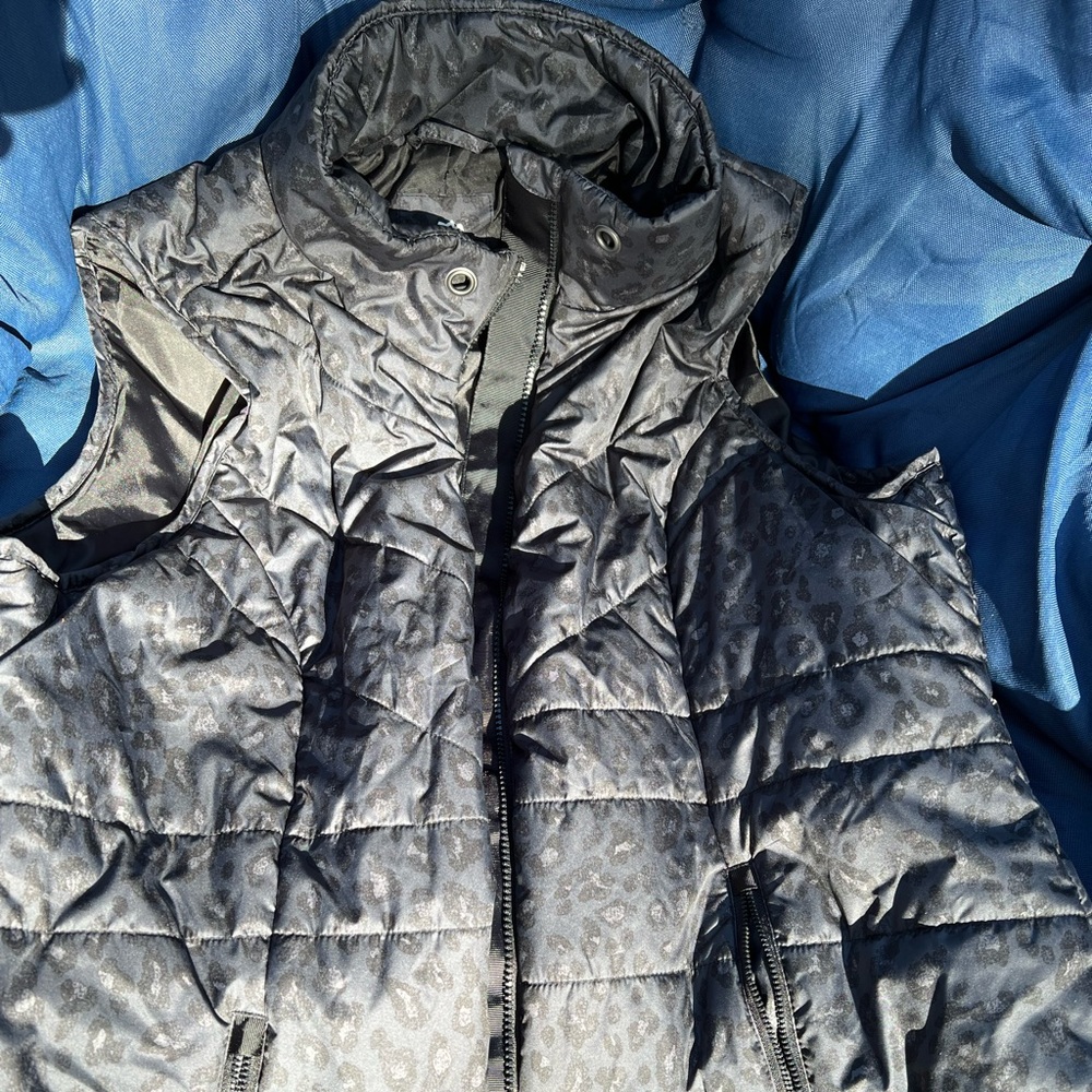 Maurice’s size 2 black leopard print vest